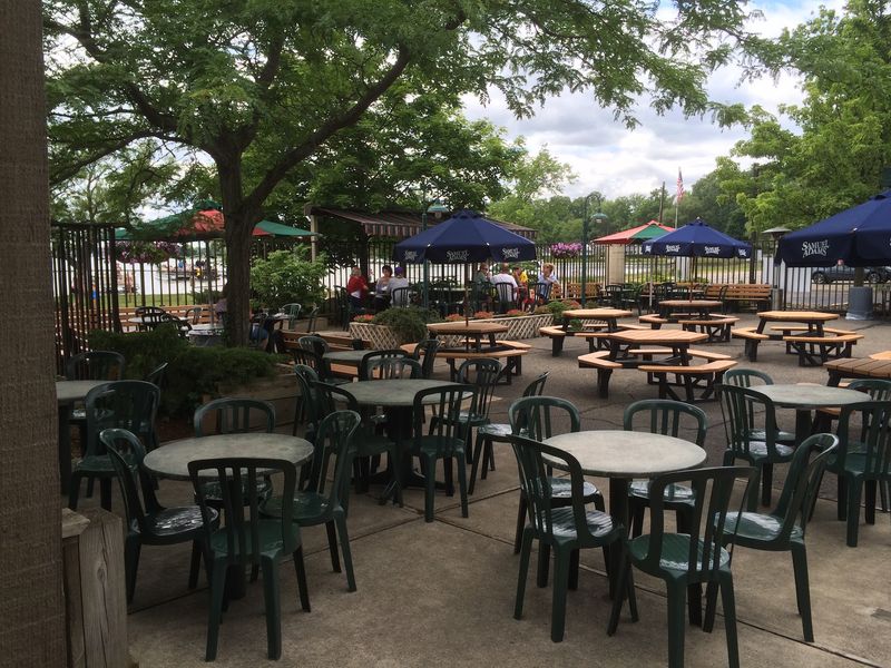The Beach Bar - Clark Lake