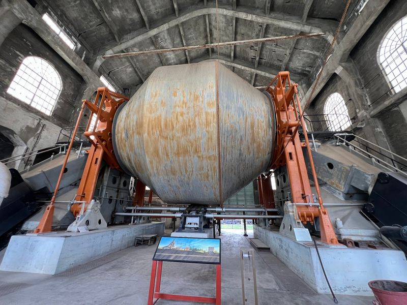 The Giant Hoist Tells You This Was No Small Job