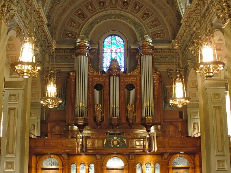 The Great Pipe Organ and Cathedral Sound