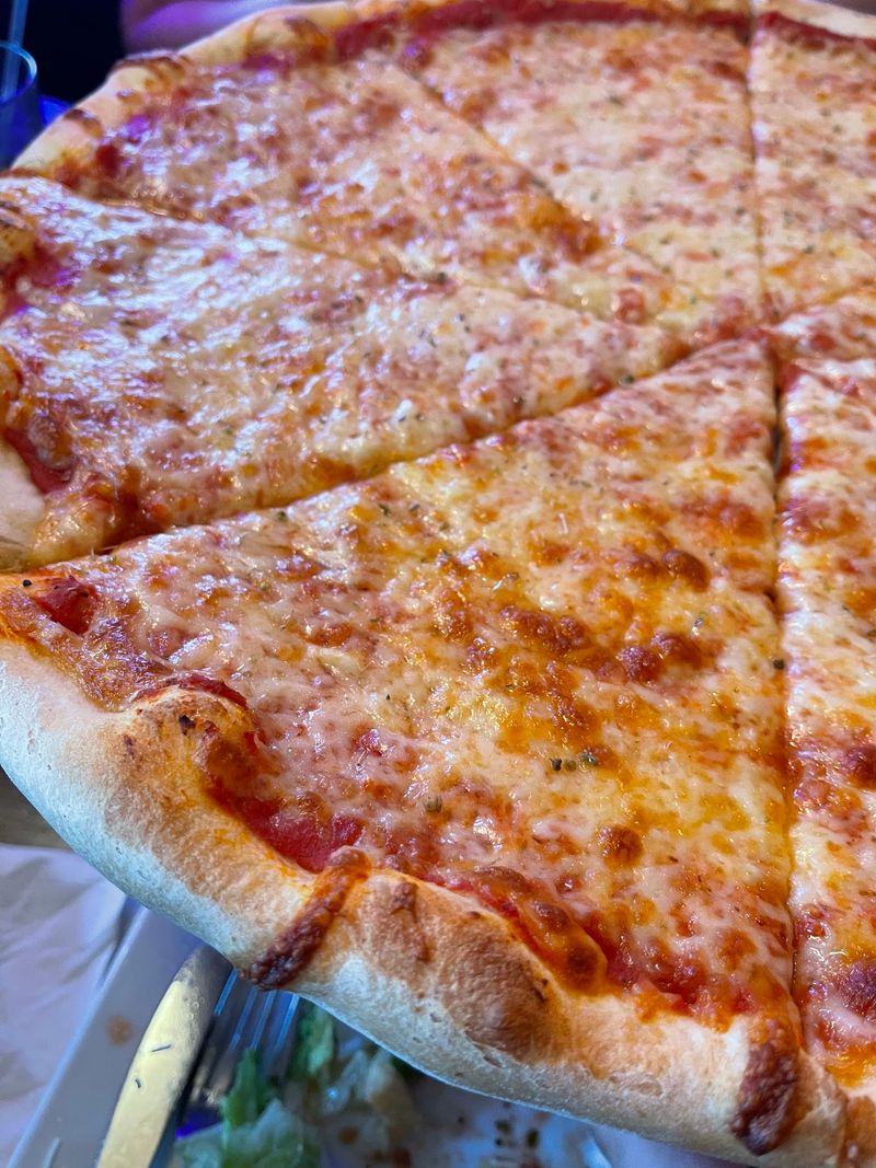 The Kind of Pizza That Keeps People Coming Back for Another Slice