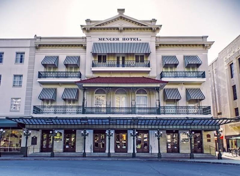 The Menger Hotel (San Antonio) The Menger Hotel (San Antonio)