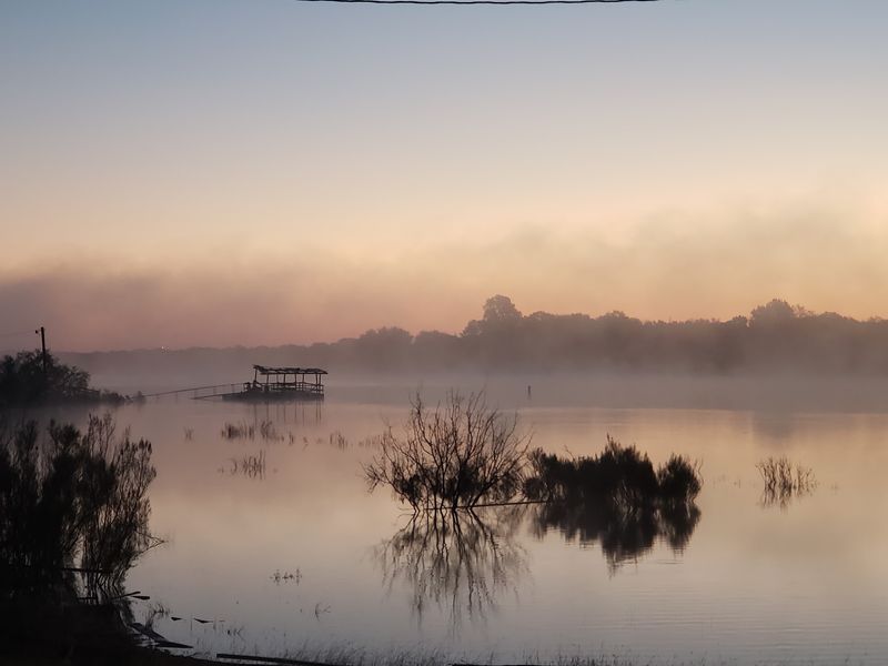 The Quiet Atmosphere That Draws People In The Quiet Atmosphere That Draws People In