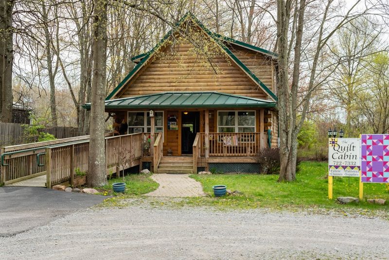 The Quilt Cabin, Goshen