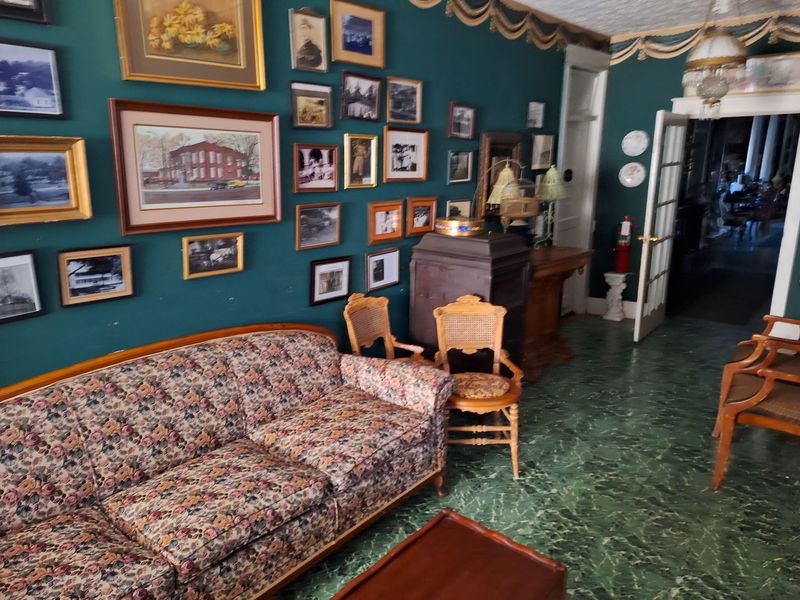 The Thomas House Hotel Has Been Standing for More Than a Century