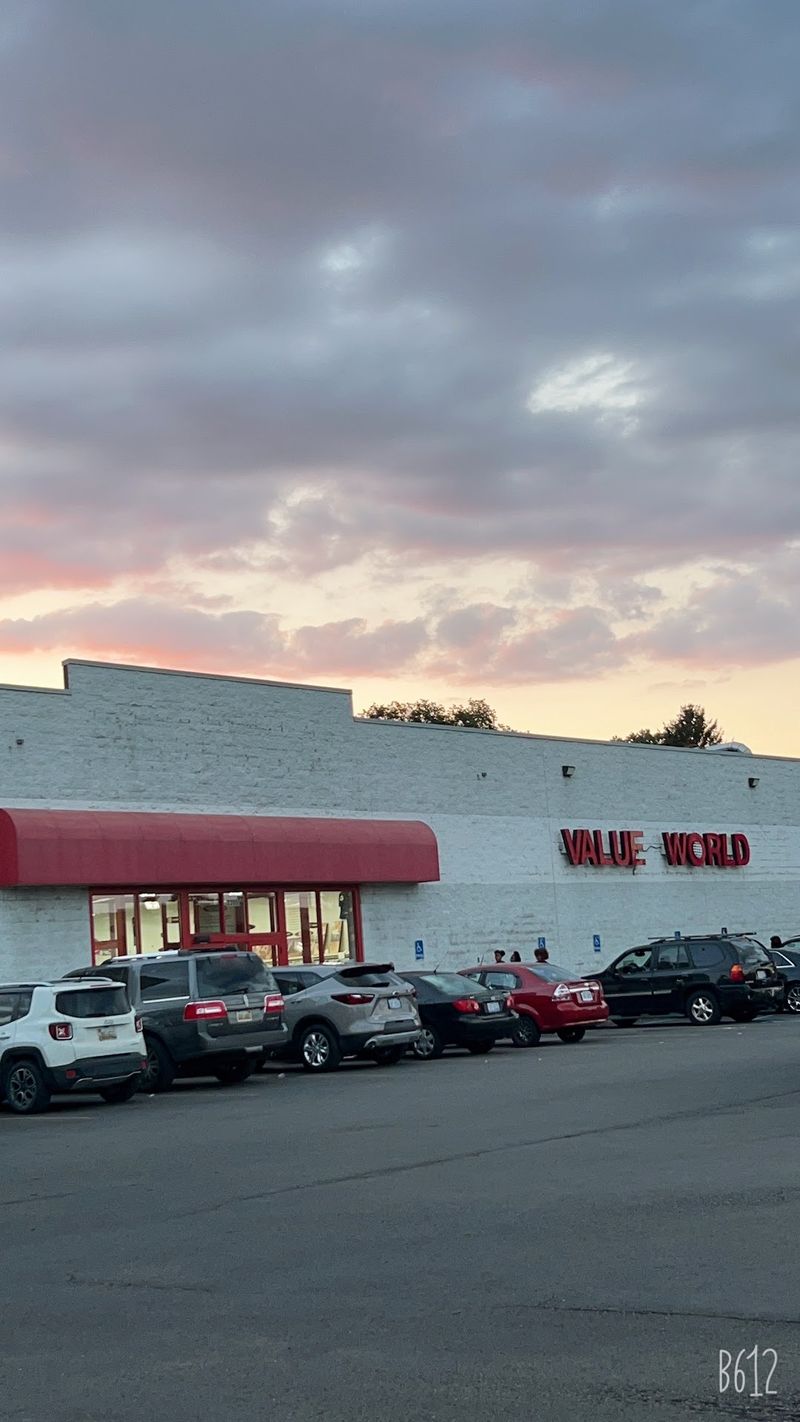 The Warren Store's Real Edge Is The Repeat-Visit Factor