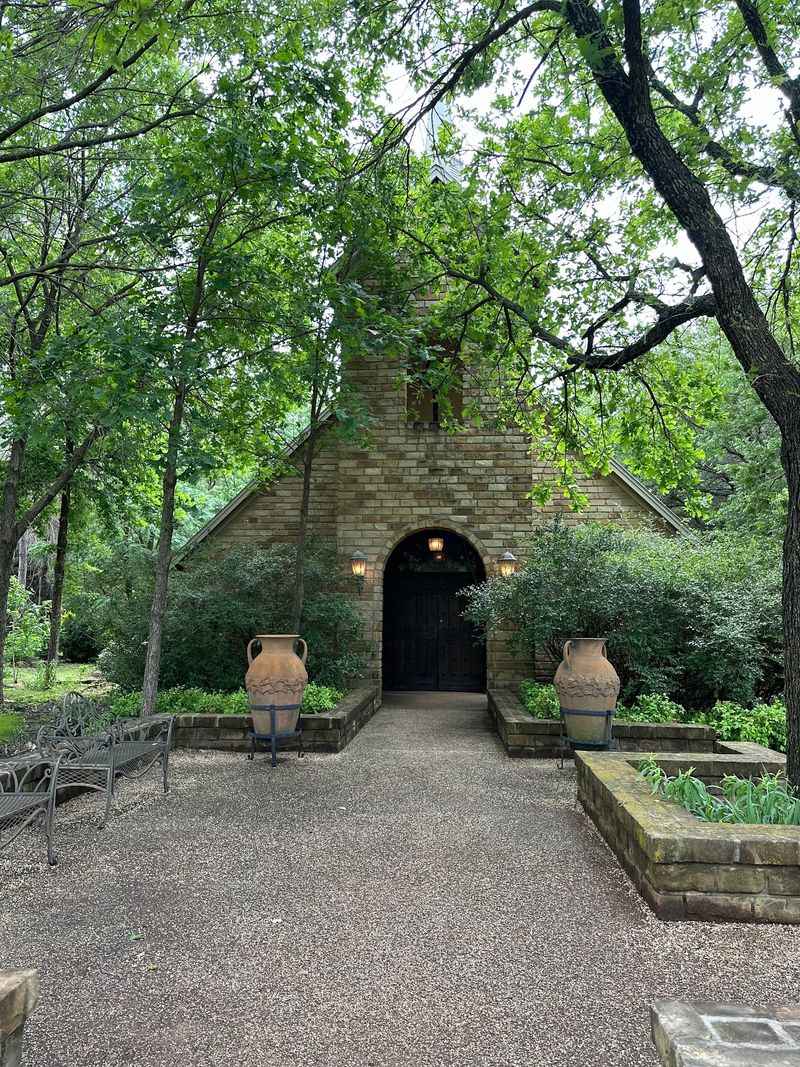 The Wedding Chapel Where Living Plants Grow Right Into the Walls The Wedding Chapel Where Living Plants Grow Right Into the Walls