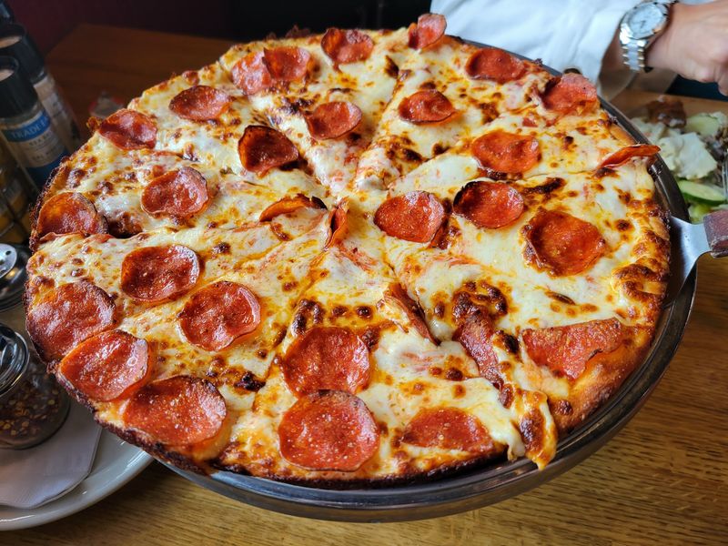The pizza that gives travelers a reason to turn around The pizza that gives travelers a reason to turn around