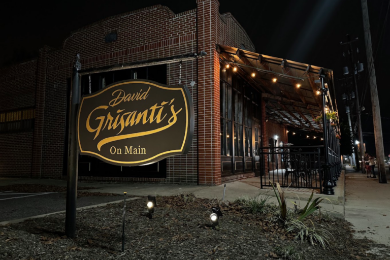 These 12 Suburban Tennessee Italian Restaurants Feel Like Local Secrets