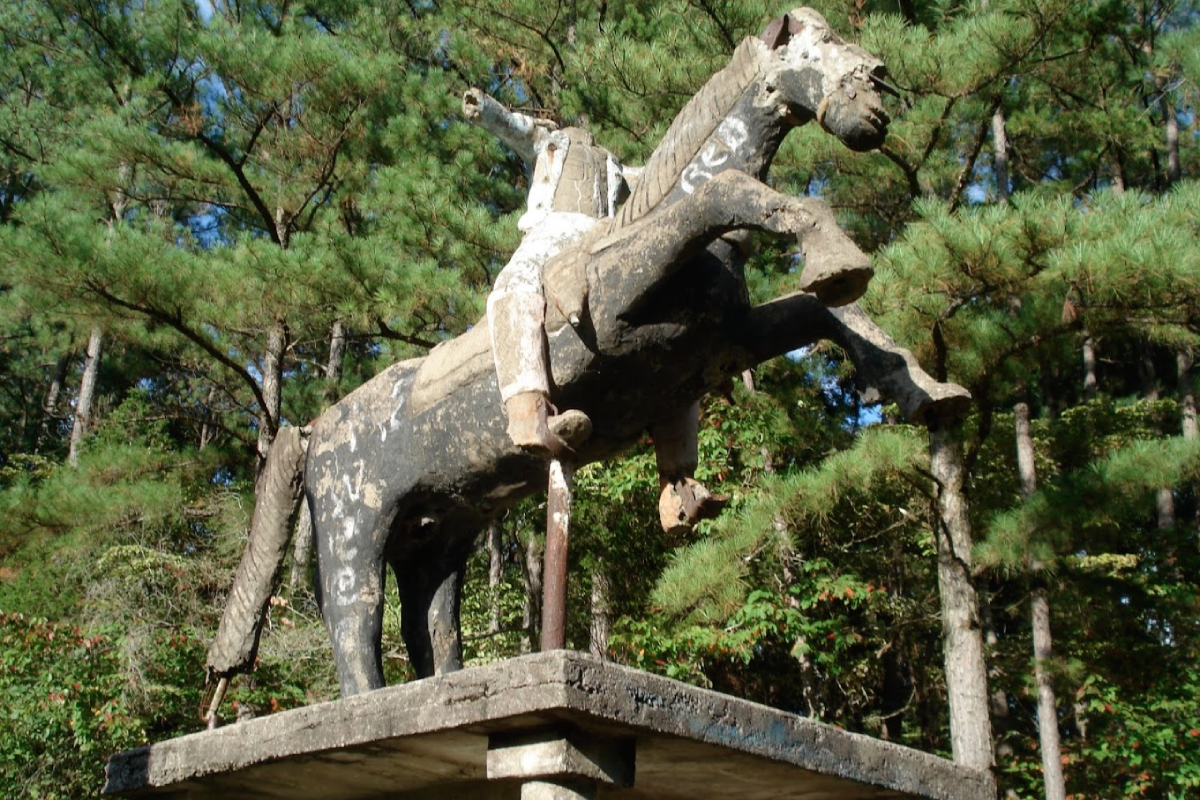 This Lonely Tennessee Backroad Is Home to a Surprising Statue Collection