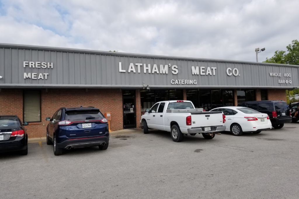 This Tennessee Butcher Shop Hides A Barbecue Joint And Old-Fashioned Country Buffet
