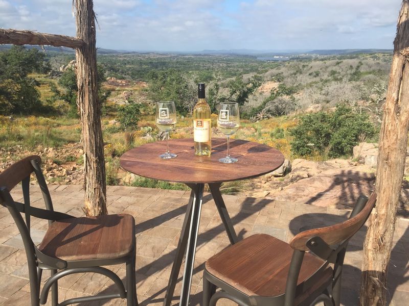 Torr Na Lochs Vineyard & Winery (Burnet) Torr Na Lochs Vineyard & Winery (Burnet)