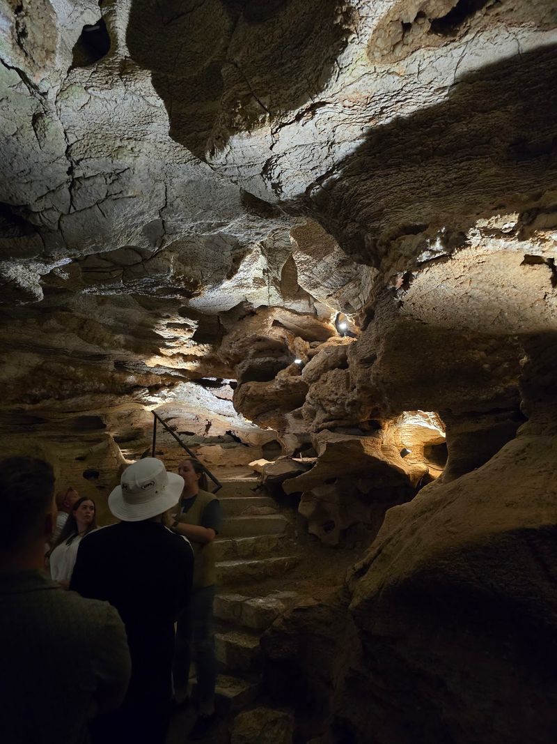 Tour Guides Who Make Geology Hilarious Tour Guides Who Make Geology Hilarious