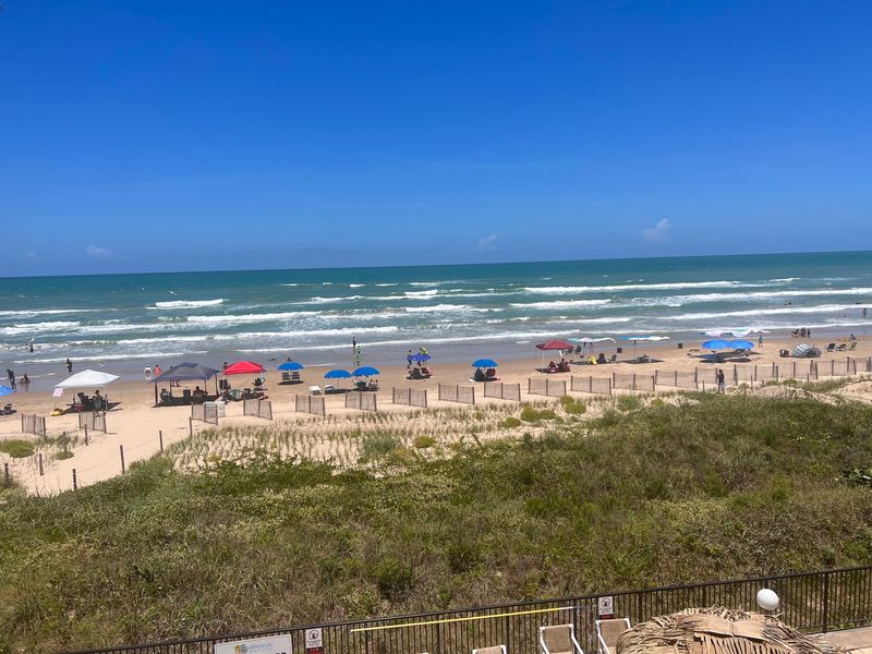 Umbrella and Chair Rentals That Save Your Back