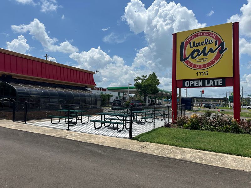 Uncle Lou's Fried Chicken, Memphis Uncle Lou's Fried Chicken, Memphis