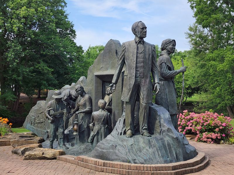 Underground Railroad Sculpture, Battle Creek