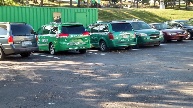 Unofficial Taxi and Ride Pickup Scams