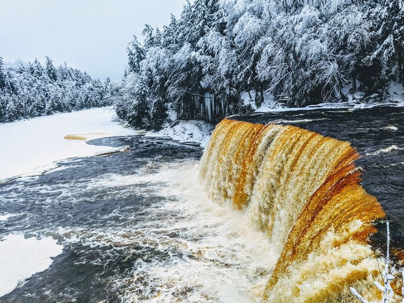 Upper Tahquamenon Falls, Tahquamenon Falls State Park, Near Paradise