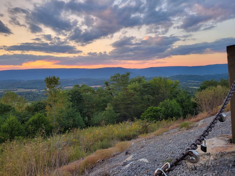 Valley Views That Go On Forever Valley Views That Go On Forever