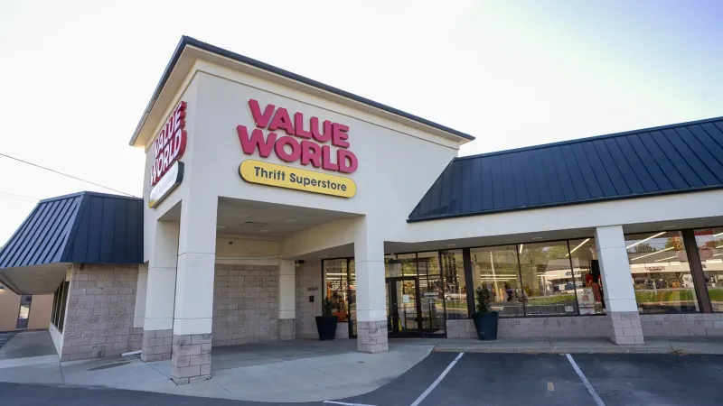 Value World, Lorain Road, North Olmsted Value World, Lorain Road, North Olmsted