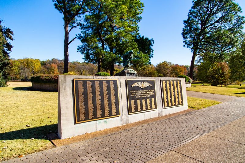 Veterans Plaza at Overton Park, Memphis