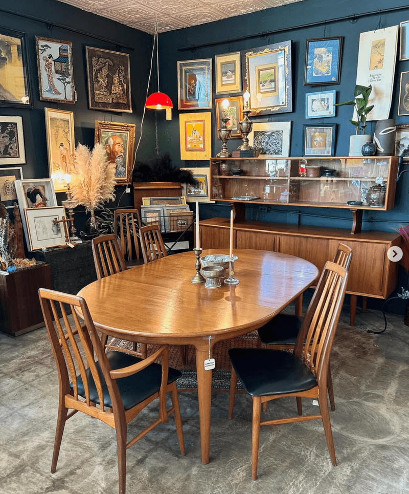 Vintage Furniture With Character in Every Corner Vintage Furniture With Character in Every Corner
