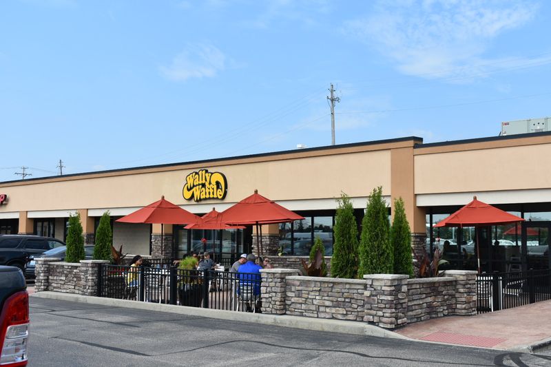 Wally Waffle, Akron Wally Waffle, Akron