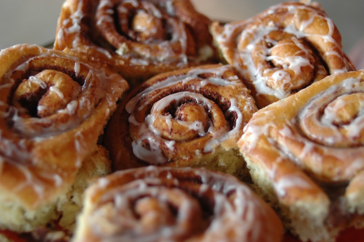 We Narrowed Down 10 Tennessee Cinnamon Roll Spots From Good To Absolutely Irresistible