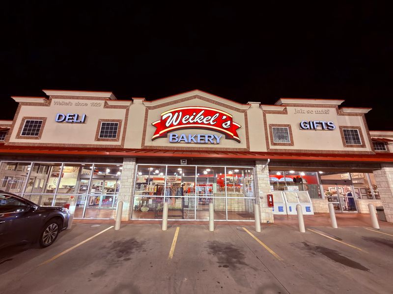 Weikel's Store & Bakery (La Grange) Weikel's Store & Bakery (La Grange)
