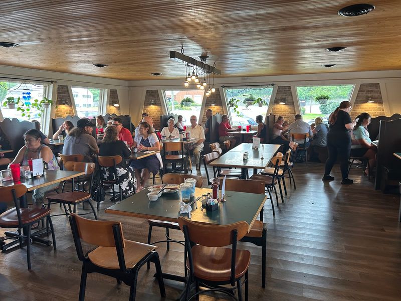 West Shine Family Restaurant, Cincinnati