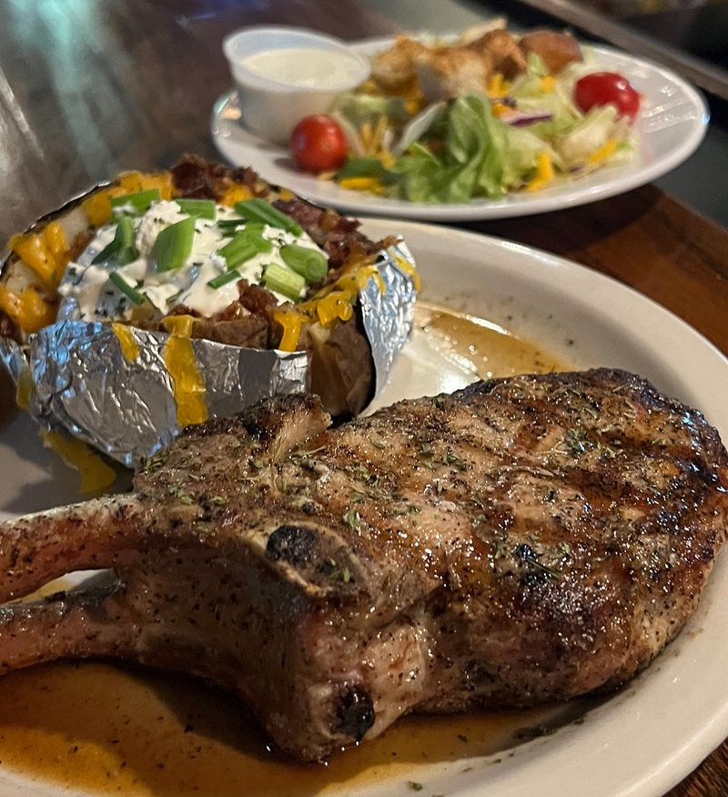 What Comes With Mortimer's Prime Rib Dinner What Comes With Mortimer's Prime Rib Dinner