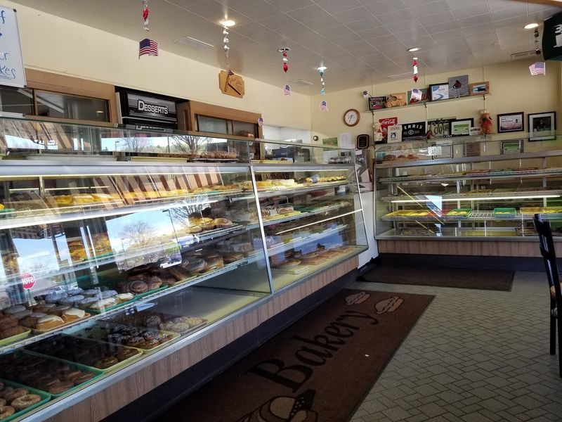 Where Petoskey Locals and Vacationers Cross Paths Where Petoskey Locals and Vacationers Cross Paths
