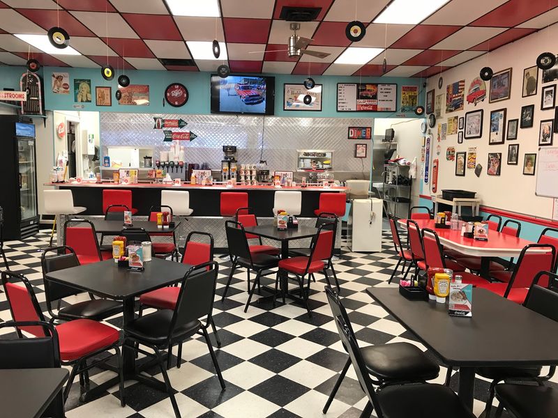 Why Bobby Gee's Diner Has Become a McKenzie Morning Tradition