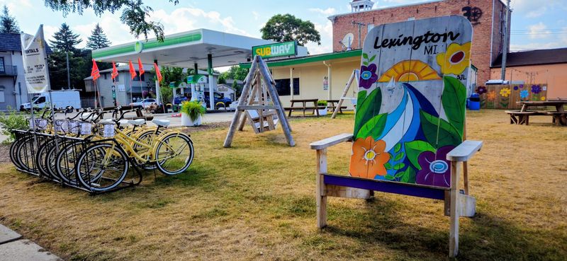 Why Lexington Beach Suits a Free Concert So Well Why Lexington Beach Suits a Free Concert So Well