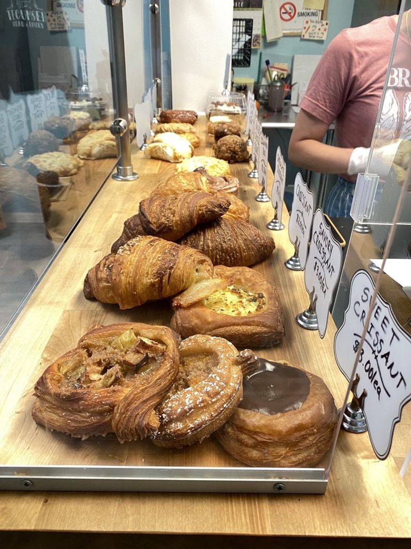 Why Michigan Bakery Fans Talk About European-Style Quality Why Michigan Bakery Fans Talk About European-Style Quality