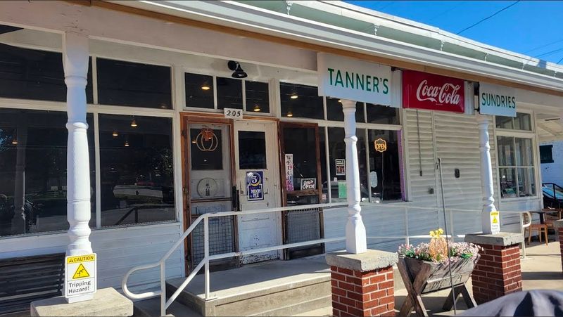 Why Tanners Historic Cafe Is Worth a Stop in Wartburg