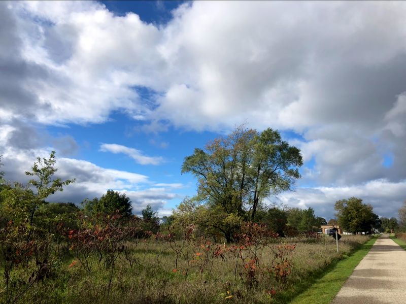 Why This State Park Trail Earns Its Long-Ride Reputation Why This State Park Trail Earns Its Long-Ride Reputation