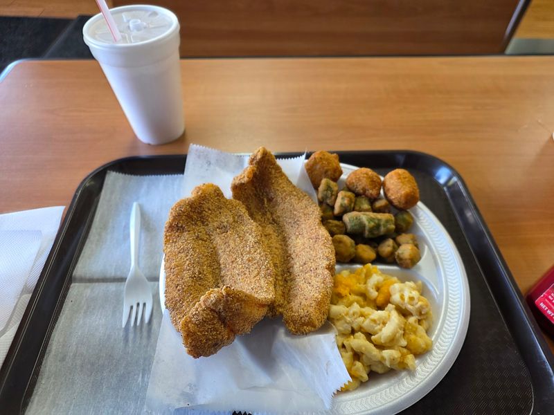 Why Uncle Larry's Has Built Such a Loyal Chattanooga Following Why Uncle Larry's Has Built Such a Loyal Chattanooga Following