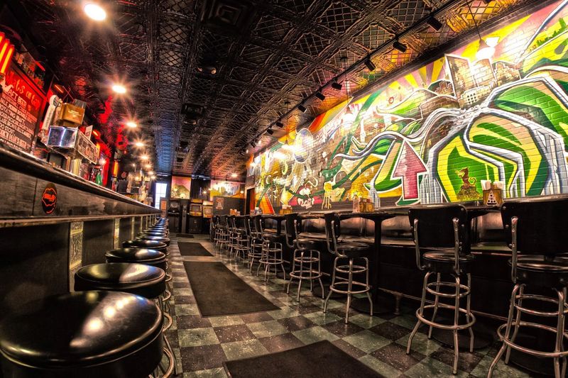 Why the Burger Works in a Bar Setting Why the Burger Works in a Bar Setting