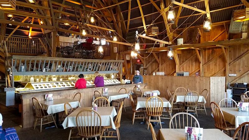 Why the Weekend Buffet Draws Big Appetites Why the Weekend Buffet Draws Big Appetites