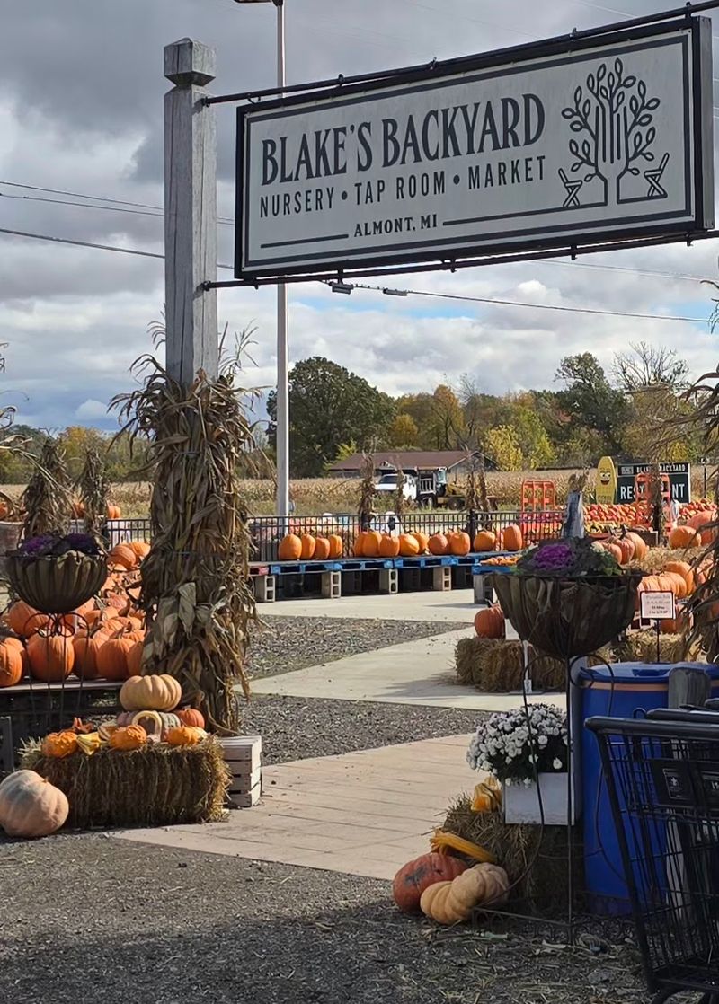 Why the early Honeycrisp rush gives Blake’s a real edge
