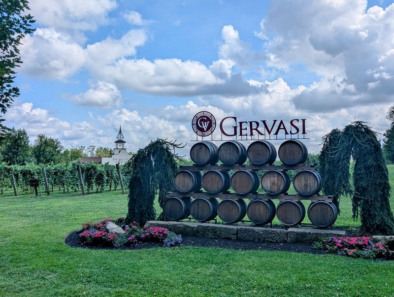 Wine Tasting Turns A Stay Into An Experience Wine Tasting Turns A Stay Into An Experience