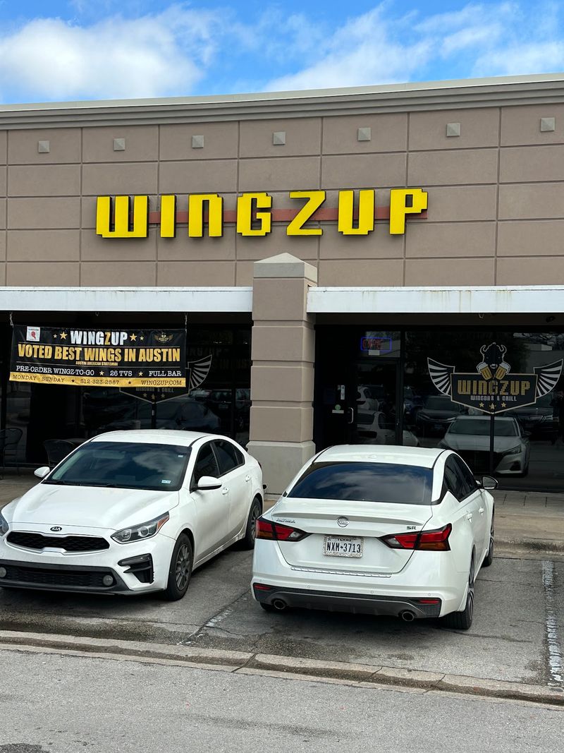 Wingzup (Austin)