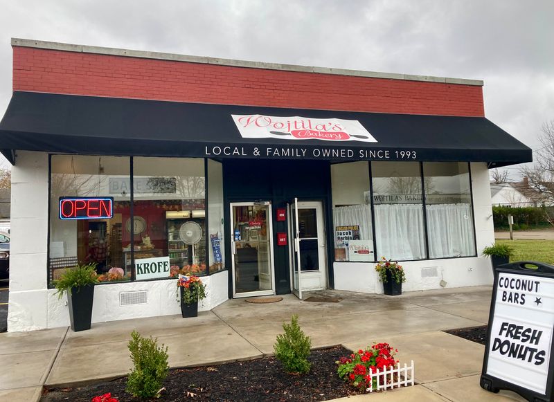 Wojtila's Bakery, Euclid