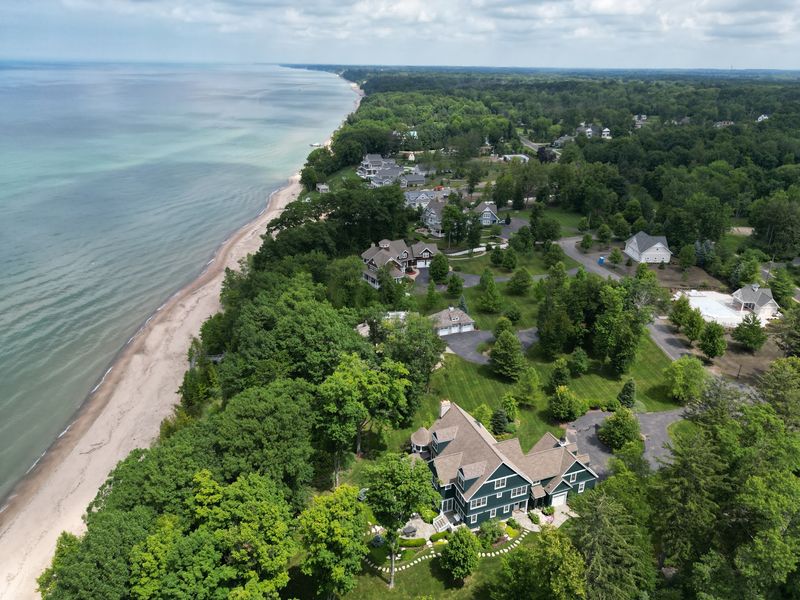 Wooded grounds near South Haven, Michigan keep the resort calm but connected Wooded grounds near South Haven, Michigan keep the resort calm but connected