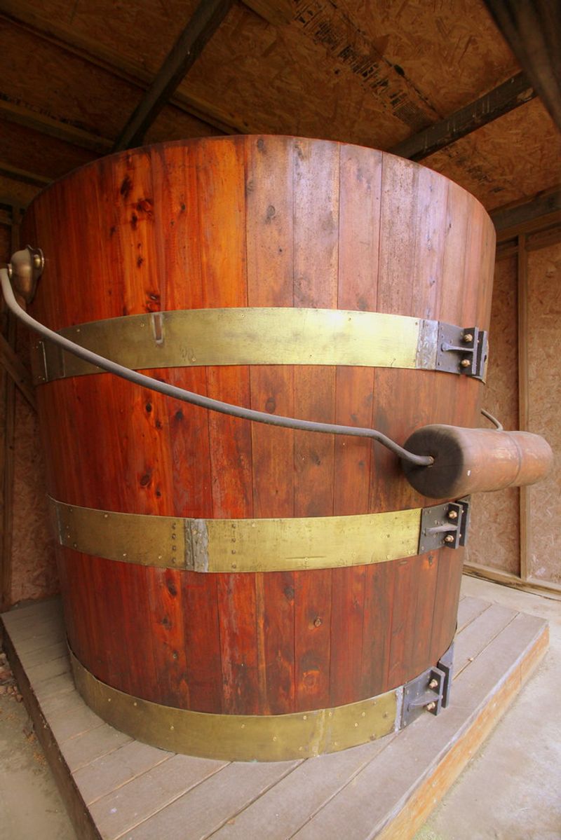 World's Largest Cedar Bucket - Murfreesboro World's Largest Cedar Bucket - Murfreesboro
