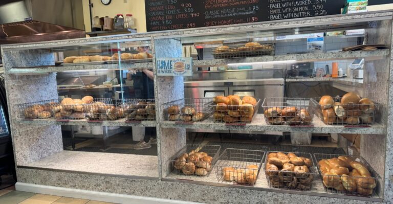 Authentic Jersey-Style Bagels Are Hiding At This Tennessee Shop