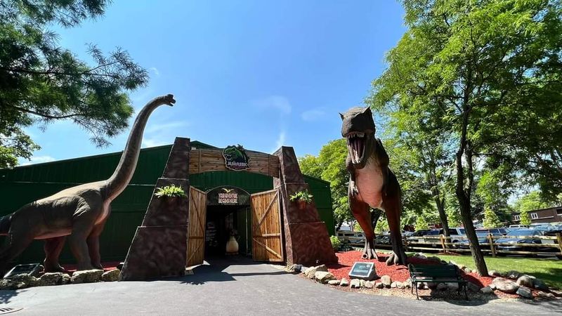 A Roaring Welcome at the Entrance