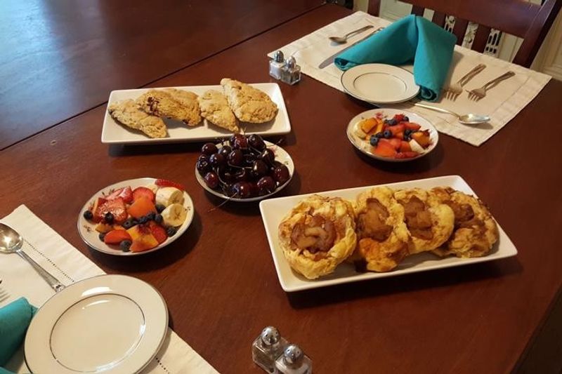 Pecan Cinnamon Rolls and a Breakfast Made to Order