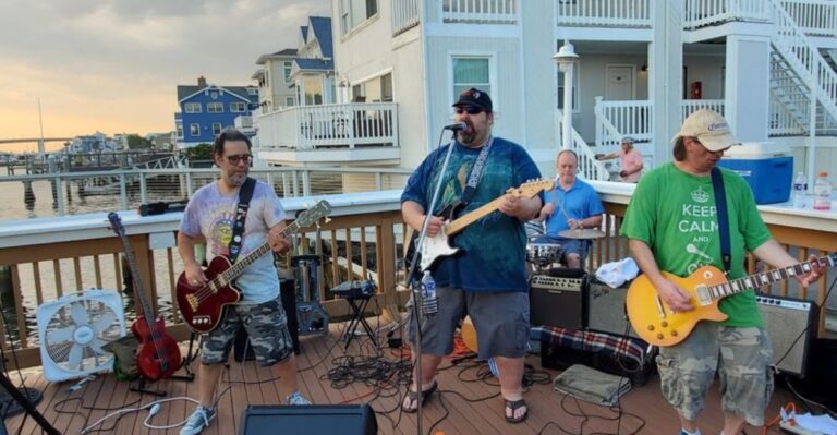 Catch Live Music and Glorious Sunsets at This New Jersey Riverside Bar
