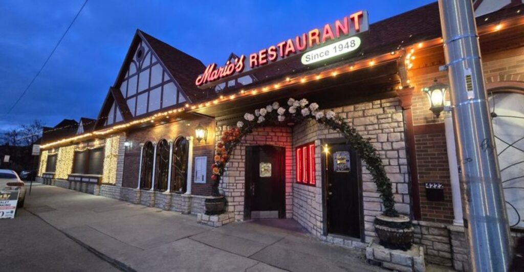 Classic Italian Dining Lives On Inside This Old-School Michigan Restaurant